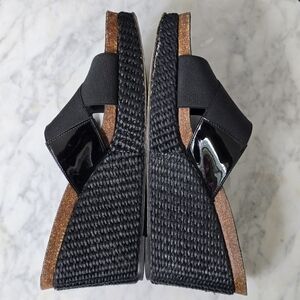 DONALD J. PLINER Black Platform Women's Sandals 4 Inch Woven Wedge